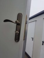 Remorque Sanitaire avec toilette double 3,50x2M 750KG – Image 11