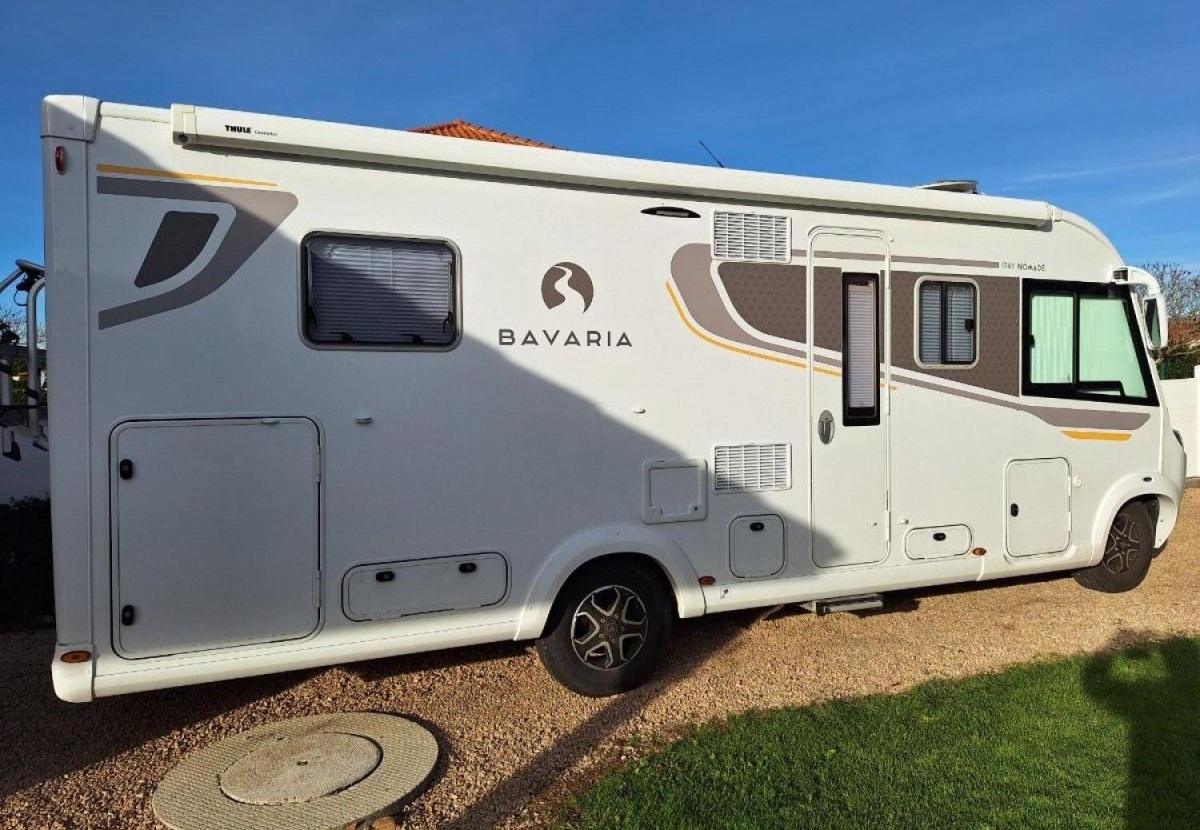 Bavaria01 Bavaria Initial I741FC Nomade - 180cv Boîte Auto – Image 1