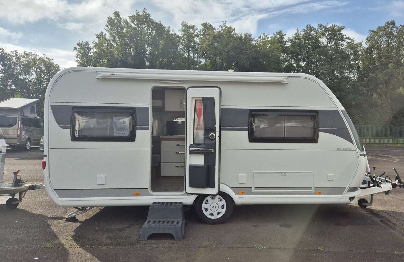 DELUXE01 Hobby De Luxe 460 UFE - 2024 – Image 1