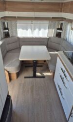 Hobby De Luxe 460 UFE - 2024 – Image 3