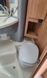 Dethleffs Summer Edition Van 1 Ford Transit 2.2L - 130CV – Image 9